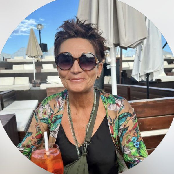 Sophie Bédat, conseillère et personal shopper – équipe de la Boutique Platine, Porrentruy